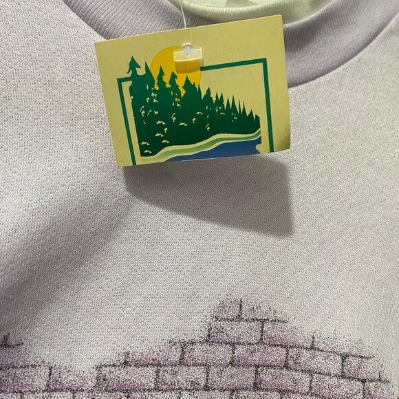 Vintage Christmas Scene Sweatshirt – NWT - Picture 3 of 5